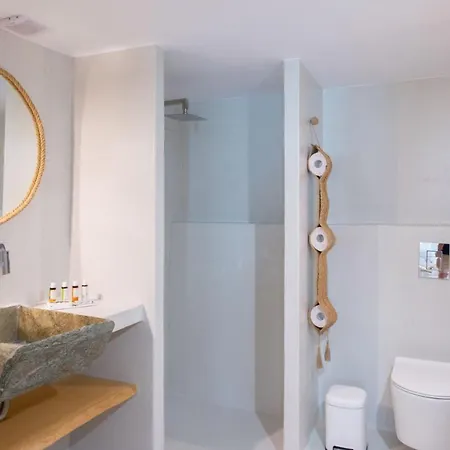 La Residences 公寓式酒店 4*